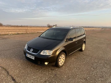 Авто Volkswagen Touran 2005 № 8532226