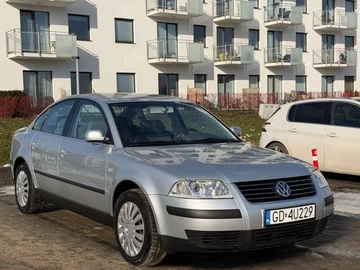 Авто Volkswagen Passat Sedan 2004 № 8532474