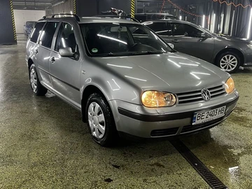 Авто Volkswagen Golf 2003 № 8532603