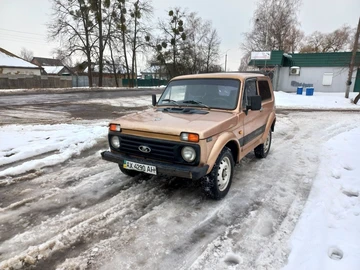 Авто ВАЗ 2121 1990 № 8532609