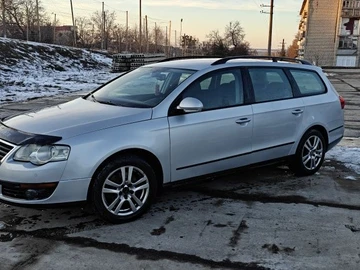 Авто Volkswagen Passat Variant 2006 № 8532619