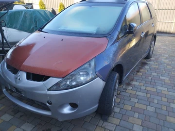 Авто Mitsubishi Grandis 2004 № 8533230