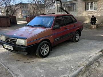 Авто ВАЗ 21099 1992 № 8533999