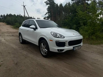Авто Porsche Cayenne 2016 № 8534268