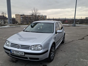 Авто Volkswagen Golf 2002 № 8534270