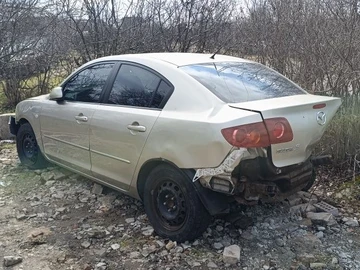 Авто Mazda 3 2004 № 8534365