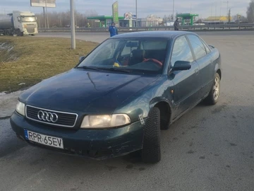Авто Audi A4 1997 № 8534587