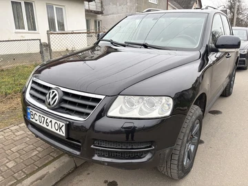 Авто Volkswagen Touareg 2004 № 8534727