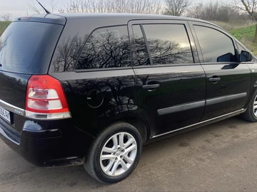Авто Opel Zafira 2010 № 8535230