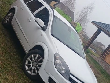 Авто Opel Astra 2006 № 8535245