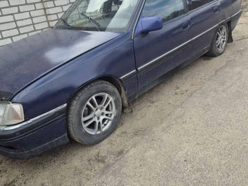 Авто Opel Omega 1988 № 8535261