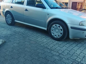 Авто Skoda Octavia 2002 № 8535357