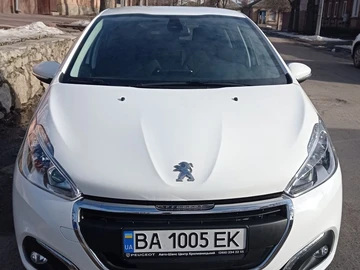 Авто Peugeot 208 2019 № 8535475