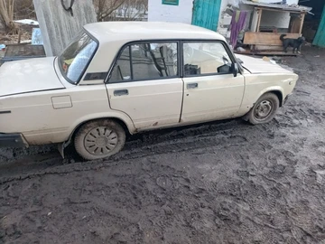 Авто ВАЗ 2107 1999 № 8535494