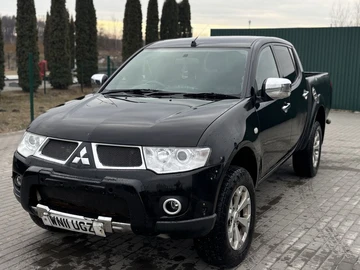 Авто Mitsubishi L 200 2011 № 8535500
