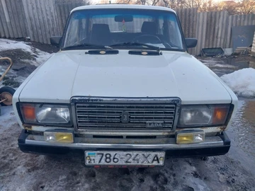 Авто ВАЗ 2107 1993 № 8535535