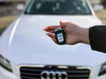 Авто Audi A4 2010 № 8535755