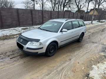 Авто Volkswagen Passat Variant 2002 № 8535779