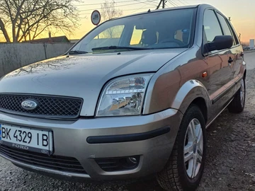 Авто Ford Fusion 2003 № 8535828