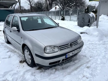 Авто Volkswagen Golf 2000 № 8535959