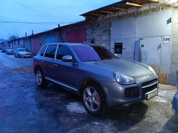 Авто Porsche Cayenne Turbo S 2006 № 8535978