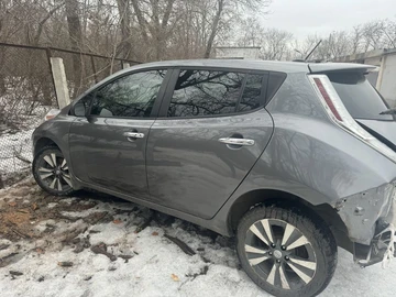 Авто Nissan Leaf 2015 № 8536015
