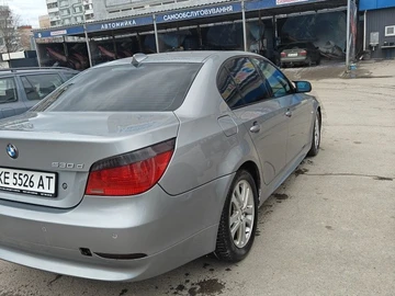 Авто BMW 5 Серия 2003 № 8536052