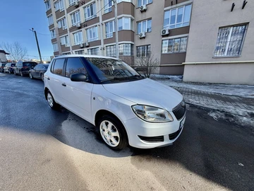 Авто Skoda Fabia 2011 № 8536064