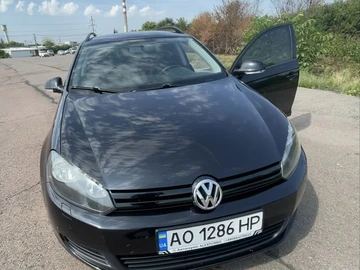 Авто Volkswagen Golf 2010 № 8536075