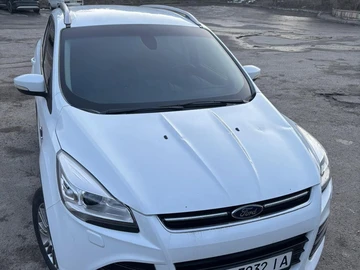 Авто Ford Kuga 2013 № 8536095
