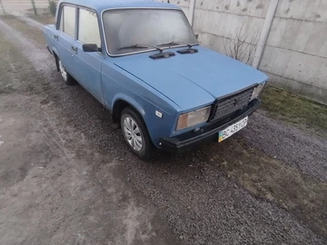 Авто ВАЗ 2107 2004 № 8536313
