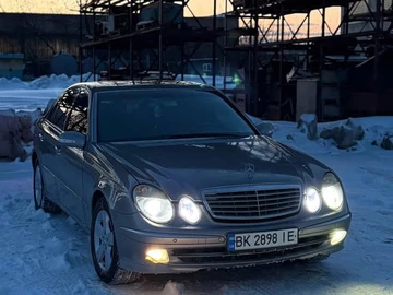 Авто Mercedes E Серия 2004 № 8536424