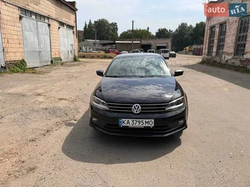 Авто Volkswagen Jetta 2015 № 8536438