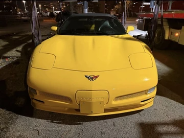 Авто Chevrolet Corvette 2004 № 8536532