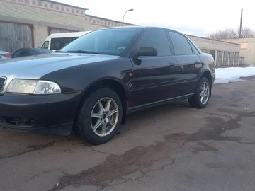 Авто Audi A4 1995 № 8536573