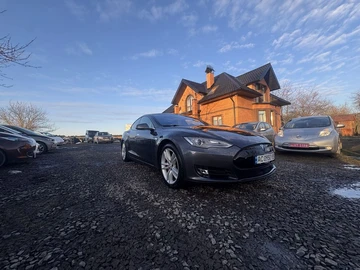 Авто Tesla Model S 2015 № 8536735