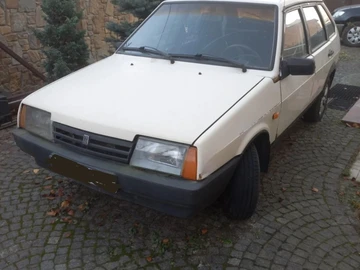 Авто ВАЗ 2109 1992 № 8536805