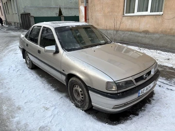 Авто Opel Vectra 1993 № 8536942