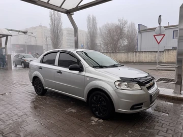 Авто Chevrolet Aveo 2011 № 8536976