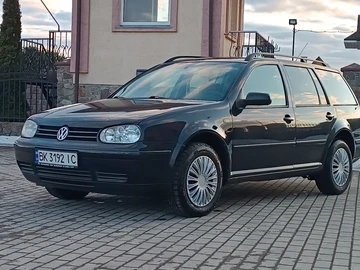 Авто Volkswagen Golf 1999 № 8536982