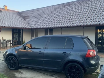 Авто Volkswagen Golf 2005 № 8536952