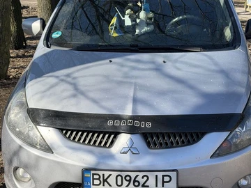 Авто Mitsubishi Grandis 2005 № 8537173