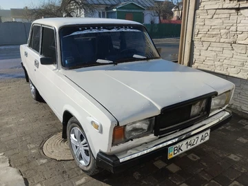 Авто ВАЗ 2107 1990 № 8537236