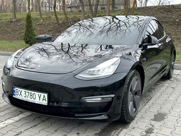 Авто Tesla Model 3 2019 № 8537237