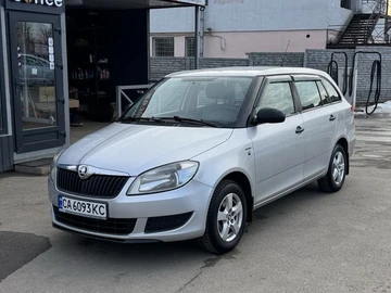Авто Skoda Fabia 2010 № 8537396