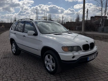 Авто BMW X5 2004 № 8537404