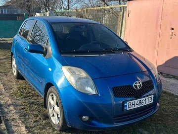 Авто Toyota Yaris 2006 № 8537413