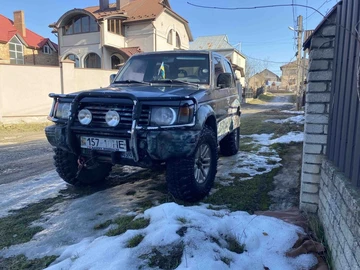 Авто Mitsubishi Pajero 1995 № 8537419