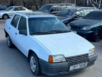 Авто Opel Kadett 1988 № 8537440