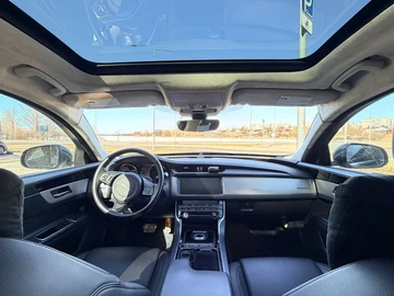 Авто Jaguar Xf 2019 № 8537669